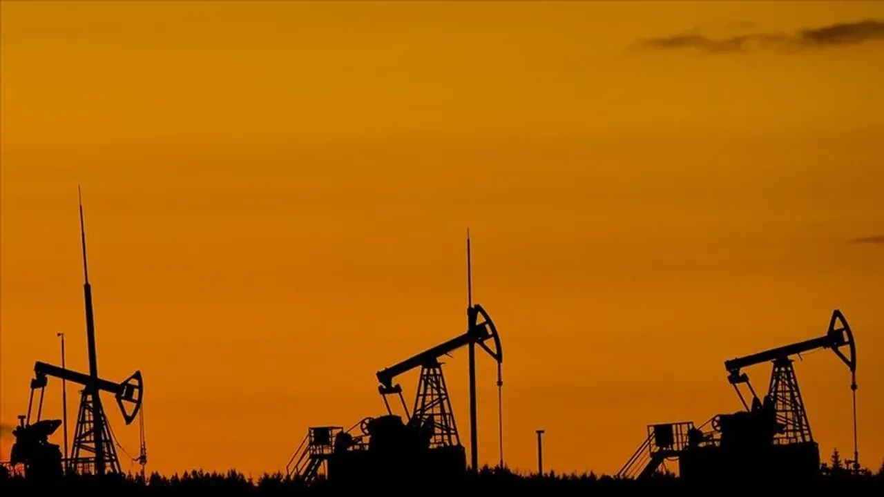 Brent petrolün varili 86,09 dolardan işlem görüyor