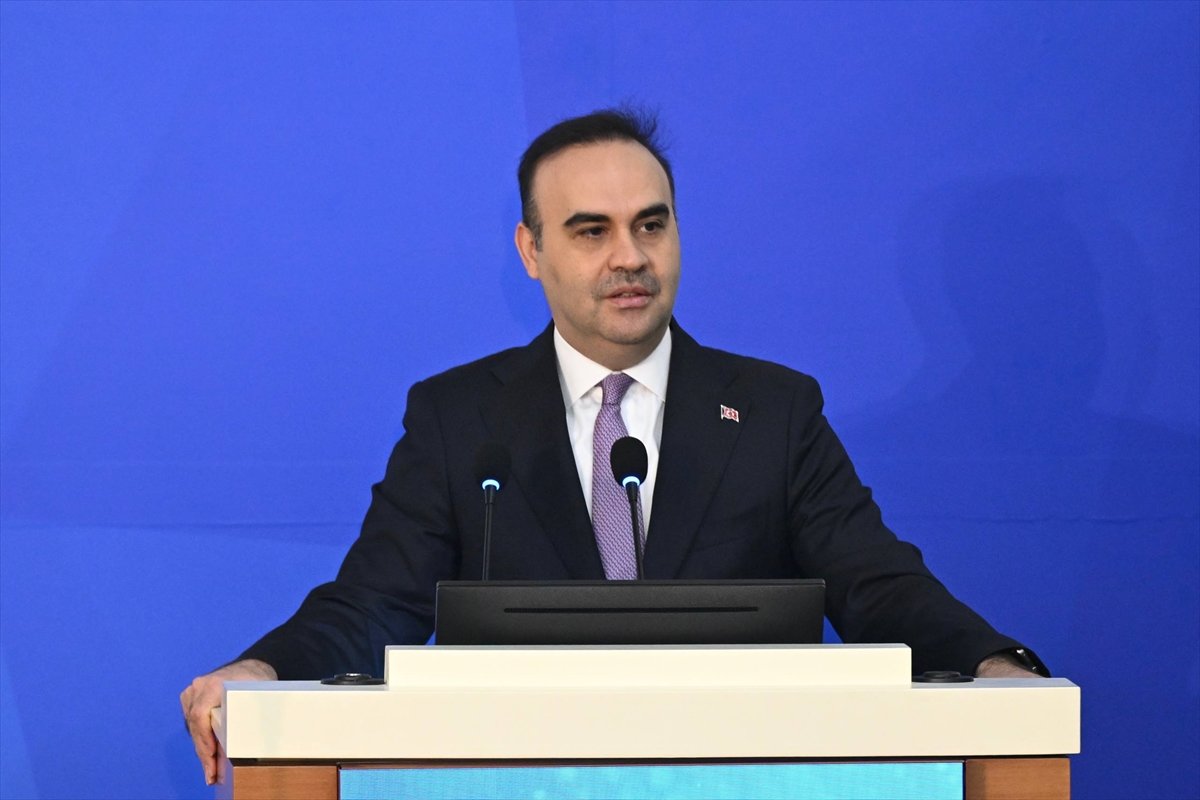 Bakan Kacır ihracatta milyar dolarlık rekoru açıkladı