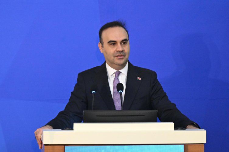 Bakan Kacır ihracatta milyar dolarlık rekoru açıkladı