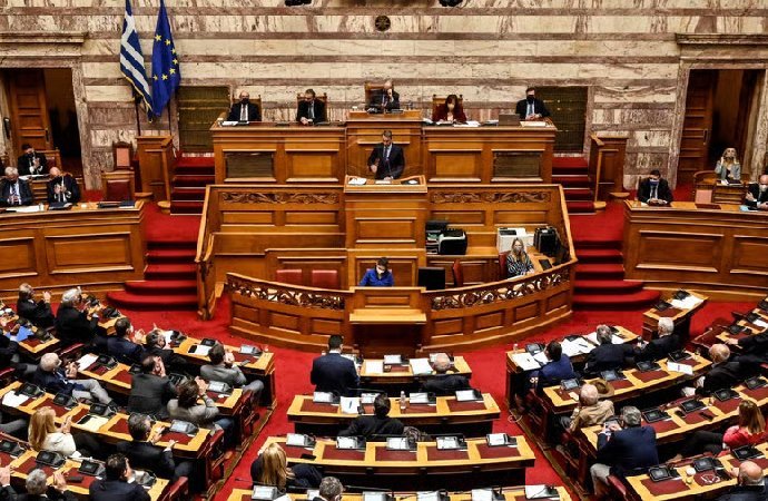 Yunanistan'da yolsuzluk nedeniyle kabine değişikliği yapıldı