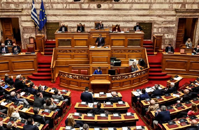 Yunanistan'da yolsuzluk nedeniyle kabine değişikliği yapıldı