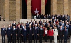 TBMM Başkanı Kurtulmuş başkanlığındaki devlet erkanı, Anıtkabir'i ziyaret etti