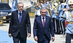 Cumhurbaşkanı Erdoğan, Özbekistan Cumhurbaşkanı Mirziyoyev'i resmi törenle karşıladı