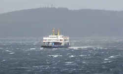 Marmara ve Erdek’te olumsuz hava şartları nedeniyle bazı deniz seferleri iptal edildi