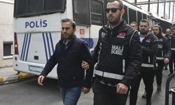 İBB'ye yönelik yolsuzluk soruşturmasında gözaltına alınan şüphelilerin savcılıktaki işlemleri başladı