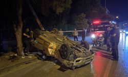 İzmir'de takla atan otomobilin sürücüsü yaralandı