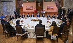 TBMM Başkanı Kurtulmuş, Meclis'te gençlerle bir araya geldi