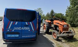 Edirne'de otomobille traktörün çarpıştığı kazada 3 kişi öldü