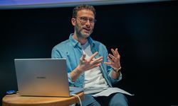 10. Kısa'dan Hisse Kısa Film Festivali'nde 'Yapay Zeka ve Sinema' konuşuldu