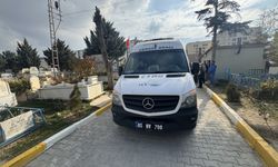 Mardin'de evlerinde ölü bulunan anne ve kızının cenazesi Van'da defnedildi