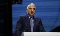 Bakan Ersoy Mevlâna'nın 752. Vuslat Yıldönümü Anma Programı'nda konuştu