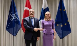 Bakan Fidan Finlandiyalı mevkidaşıyla görüştü