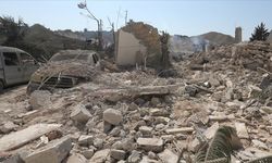 İsrail Lübnan'ın güneyinde binaları yıktı