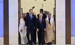 Bakanı Bayraktar Özbekistan Cumhurbaşkanı Mirziyoyev tarafından kabul edildi