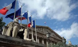 Fransa’dan Benin’deki darbe girişimine kınama