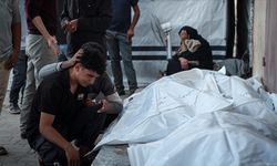 İsrail ateşkese rağmen Gazze’yi vuruyor