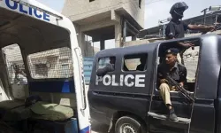 Pakistan'da düzenlenen terör saldırısında 5 polis yaralandı