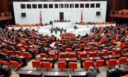 Türk askerinin Aden Körfezi'ndeki görev süresi uzatıldı