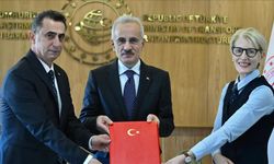 Türkiye ve İngiltere arasında hidrojen yakıtlı tren anlaşması