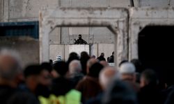 İsrail'in Kudüs ve Mescid-i Aksa'daki kısıtlamaları devam ediyor