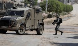 İsrail ordusu Kuneytra kırsalında 3 sivili alıkoydu