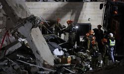 İran'ın İsrail'e düzenlediği füze saldırısında 9 kişi öldü, 11 kişi kayıp