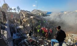 İsrail, Lübnan'daki yerleşim bölgelerini fosfor bombasıyla vurdu