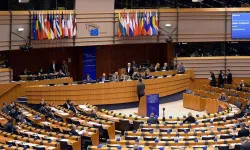 AB: Her zaman diplomatik bir çözümü destekliyoruz