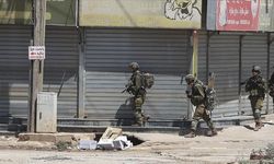 İsrail ordusu Batı Şeria'daki Amari Mülteci Kampı'na baskın düzenledi