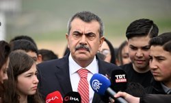 Bakan Tekin'den 23 Nisan mesajı