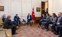 Dışişleri Bakanı Fidan, Londra'da Türk iş insanlarıyla görüştü