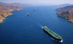 ABD, İran petrolünün satışına geçici olarak izin verdi