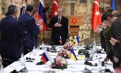 Kremlin İstanbul'u işaret etti