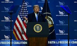 Trump, ABD'nin NATO harcamalarını eleştirdi