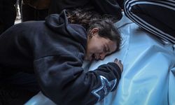 İsrail, Gazze Şeridi'nde ateşkesi ihlal ederek 1 Filistinliyi öldürdü