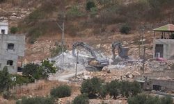 İsrail askerleri, Batı Şeria'da öldürülen Filistinlinin evini yıktı