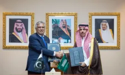 Suudi Arabistan ile Pakistan, karşılıklı vize muafiyeti anlaşması imzaladı
