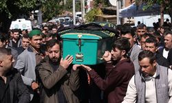 Soma'da maden ocağındaki göçükte ölen işçiler son yolculuklarına uğurlanıyor