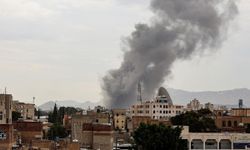 Yemen ordusu, Taiz'de Husi mevzilerine 12 hava saldırısı düzenlediğini duyurdu