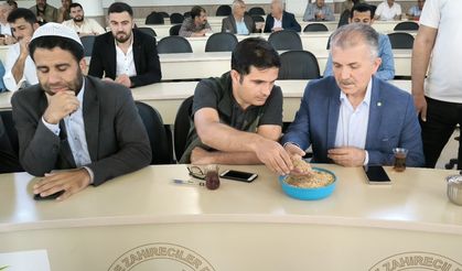 Mardin'de sezonun ilk arpa hasadı yapıldı