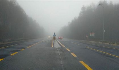 Bolu Dağı'nda sis ve sağanak etkili oldu