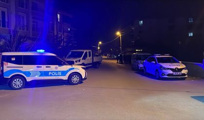 Aksaray'da gürültü nedeniyle komşular arasında çıkan kavgada 2 kişi silahla yaralandı