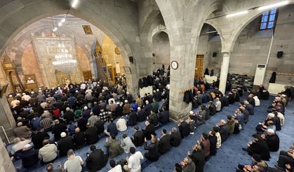 İç Anadolu'da Ramazan Bayramı namazı kılındı