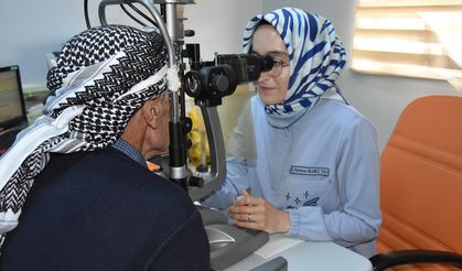 Van'da görme kaybı yaşayan 64 yaşındaki hastaya kornea nakli yapıldı