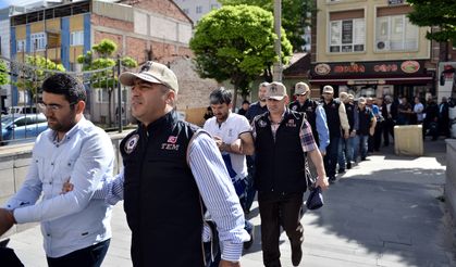 Eskişehir'de FETÖ operasyonu: 23 gözaltı