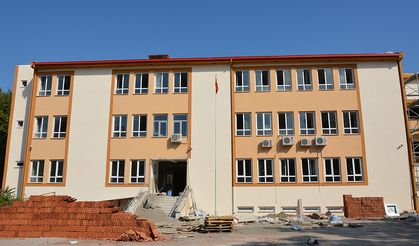 Malatya'da depremde hasar alan 64 okulda tadilat ve güçlendirme tamamlandı