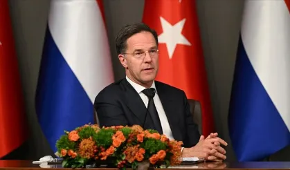 Rutte'den Türk savunmasına övgü