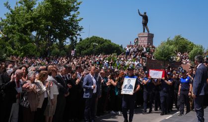 Manisa Büyükşehir Belediye Başkanı Ferdi Zeyrek, son yolculuğuna uğurlandı