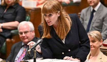 İngiltere Gazze’deki İsrail operasyonlarını “dehşet”le nitelendirdi