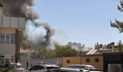 Gaziantep'te halı fabrikasında yangın